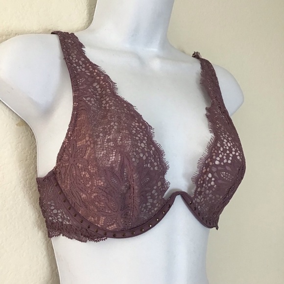 Victoria’s Secret Very Sexy Lace Plunge Bra Studded Trim 34C - Picture 3 of 13